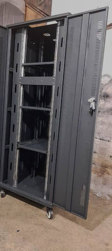 server racks | Networking Racks | |Data center Racks | 3