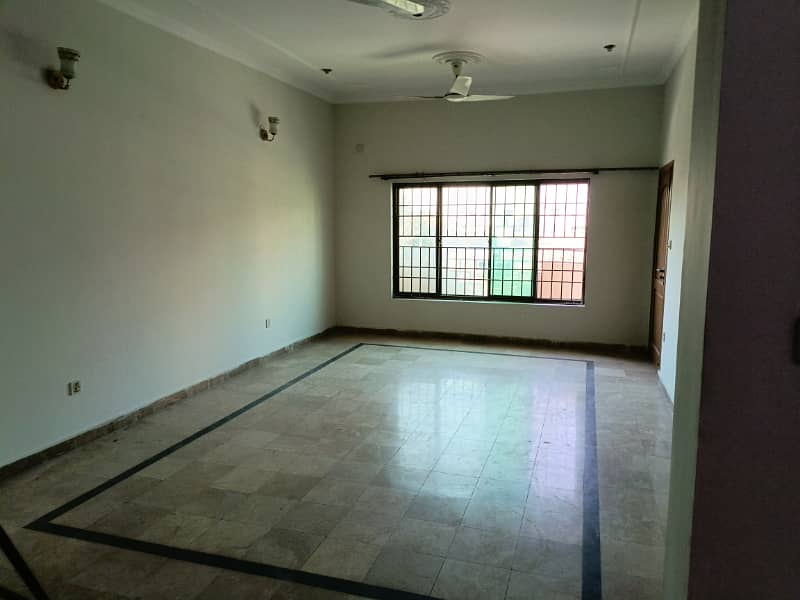 VIP UPPER PORTION FOR RENT, 12 Marla HOUSE FOR RENT in SOAN GARDEN BLOCK A Near To Highway 4