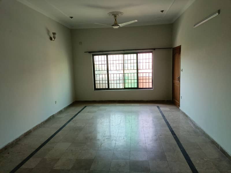 VIP UPPER PORTION FOR RENT, 12 Marla HOUSE FOR RENT in SOAN GARDEN BLOCK A Near To Highway 5