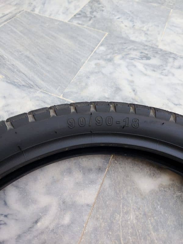 Pather trakker tyre with tube Ybr G ybr dse honda suzuki 150 3