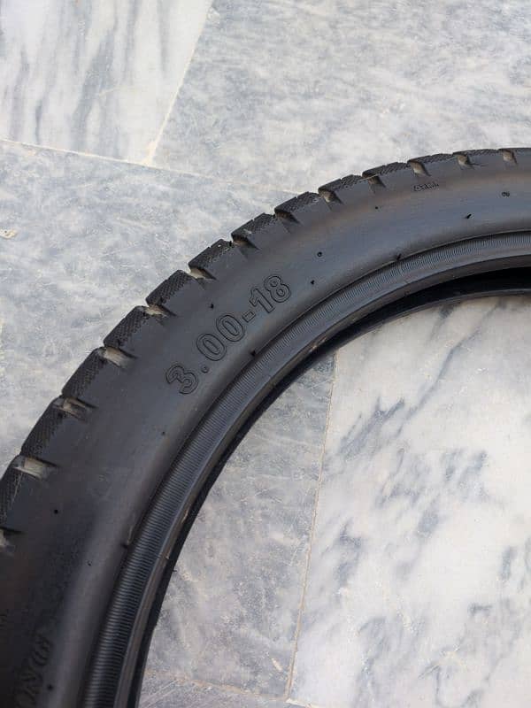 Pather trakker tyre with tube Ybr G ybr dse honda suzuki 150 5