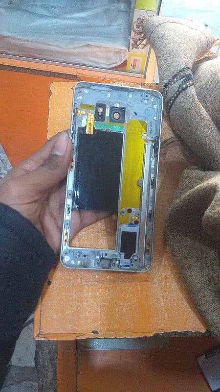 Samsung Galaxy Note 5 ka board tamam part available ha 03140071679 0