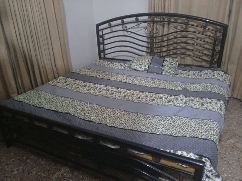 Double bed with mattress , 5