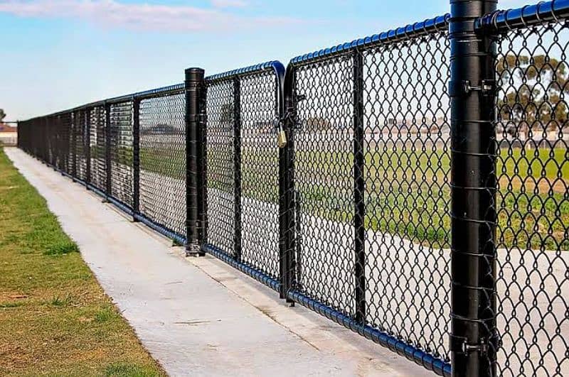 Chain link stock for sale - Best razor wire - Barbed & crimped mesh 6