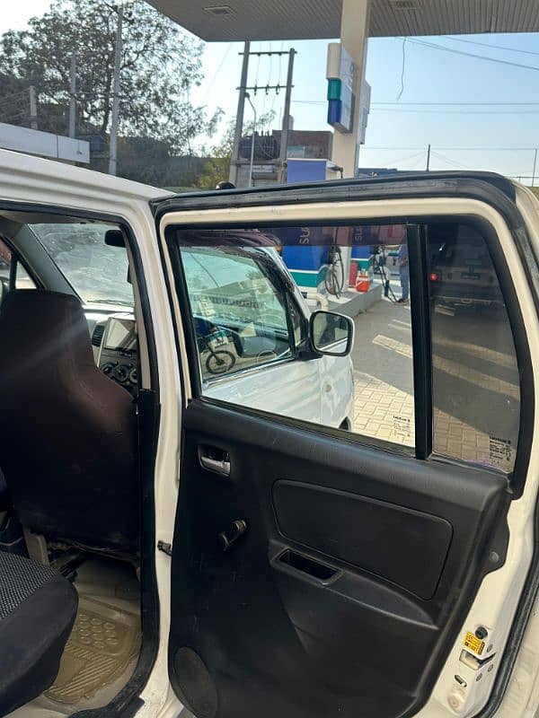 Suzuki Wagon R 2018 7