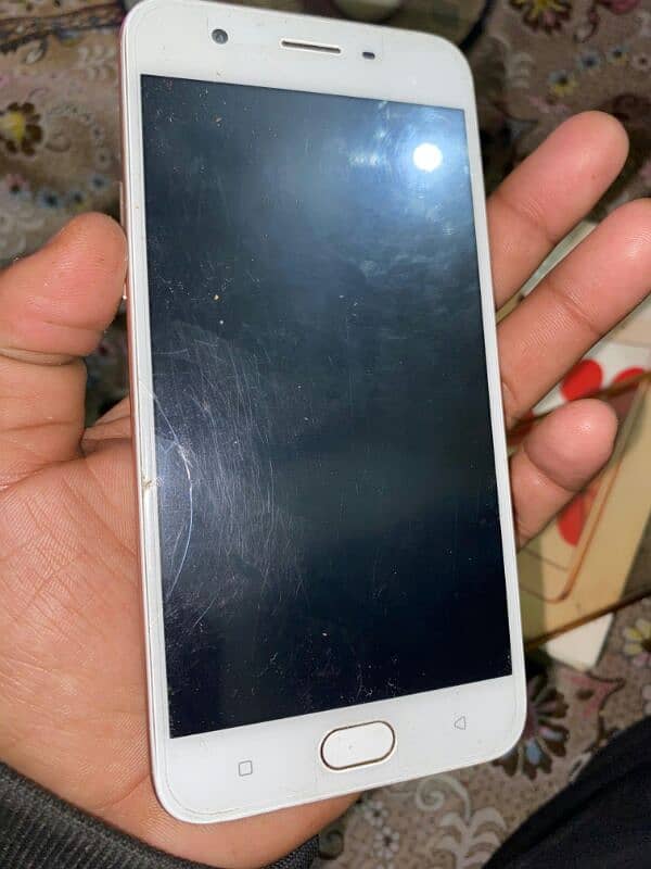 oppoa57 4/64 condition 9by10 All ok bas upar sy touch scratch ha 10