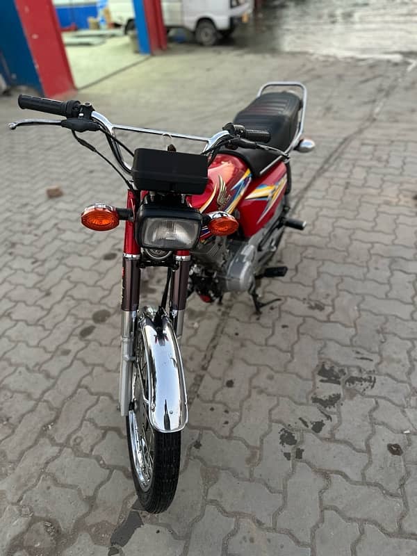 Selling my honda cg 125 4