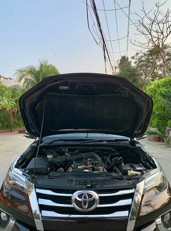 TOYOTA FORTUNER 2.7 DUAL VVT-i 16