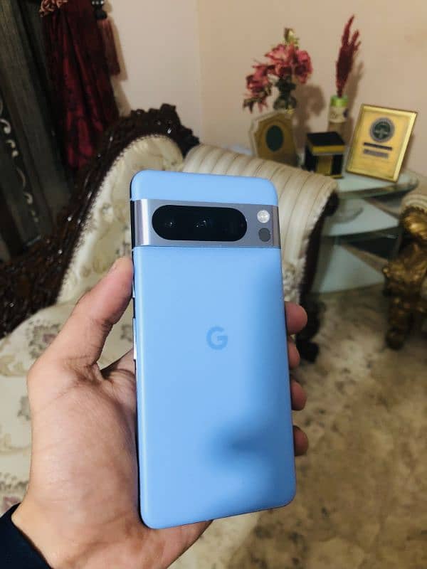 Google Pixel 8 Pro Bay Blue Color 0