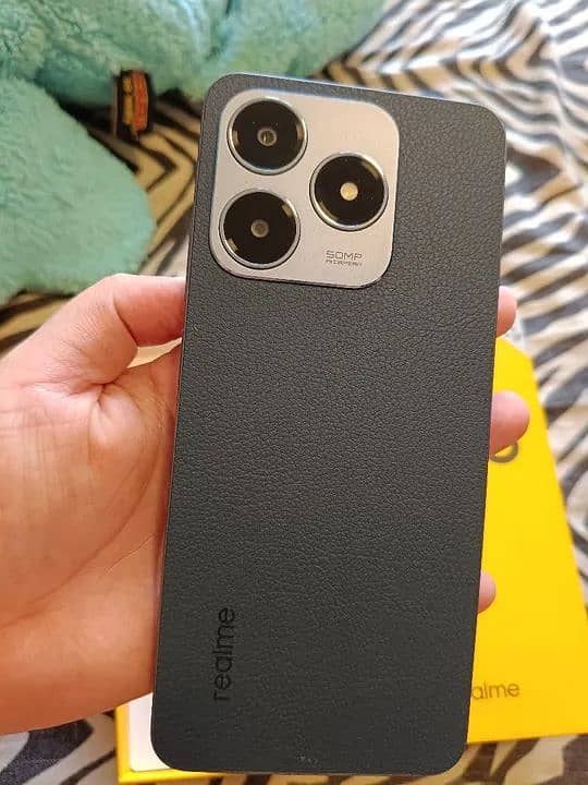 Realme c63 2