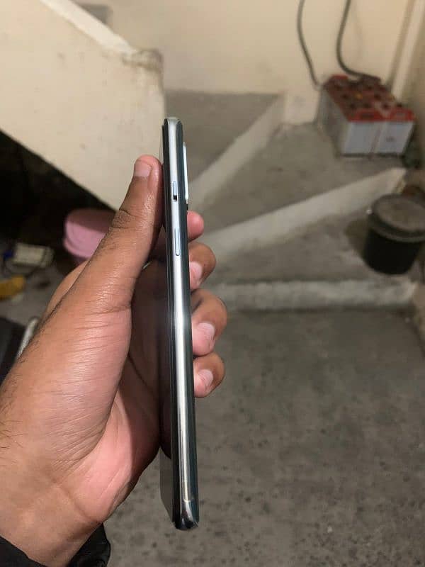 ONEPLUS 8T 10/10 all originals or pack phone hai urgent sale 1