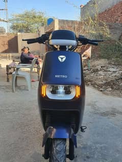 Metro E8S Pro Electric Bike