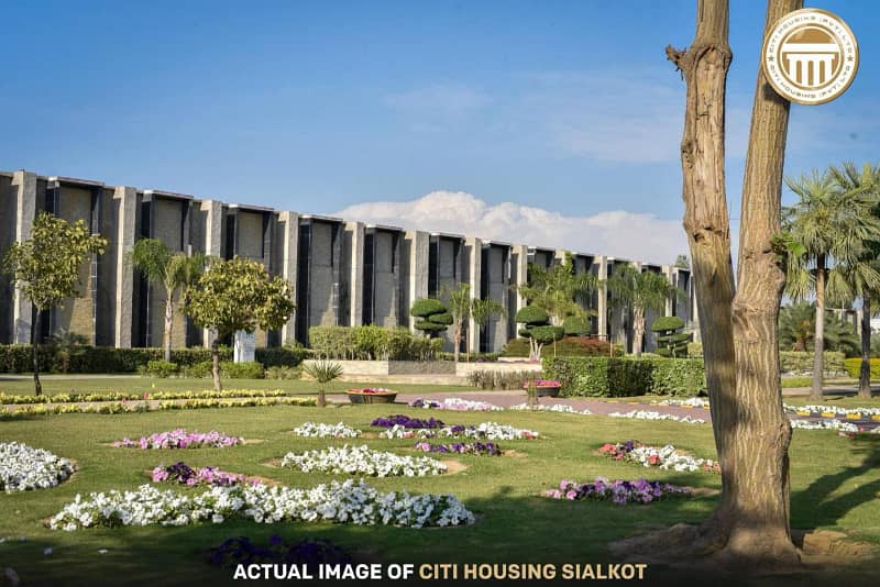 10 Marla Hottest Location Plot For Sale In Citi Housing Sialkot. 3