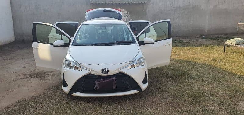 Toyota Vitz 2022 1