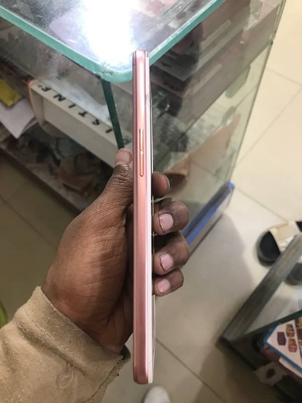 Oppo F1S 6