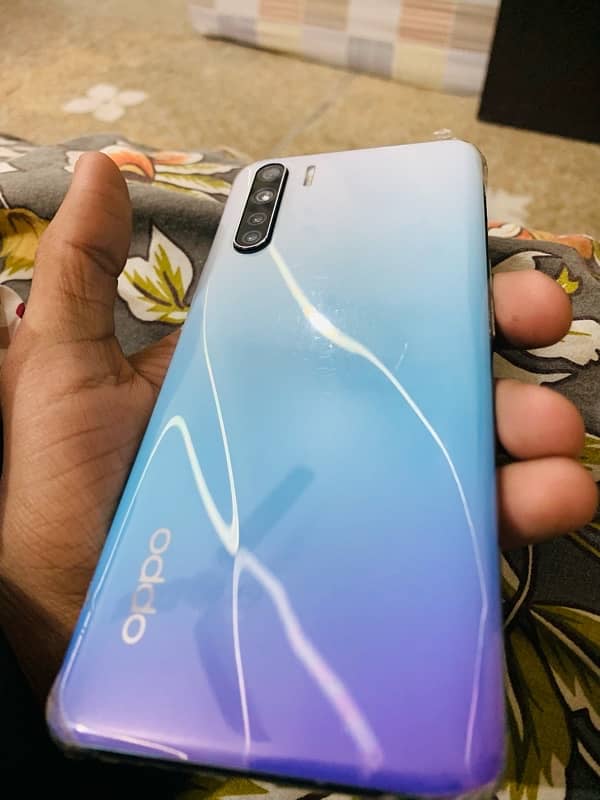 Oppo F15 0