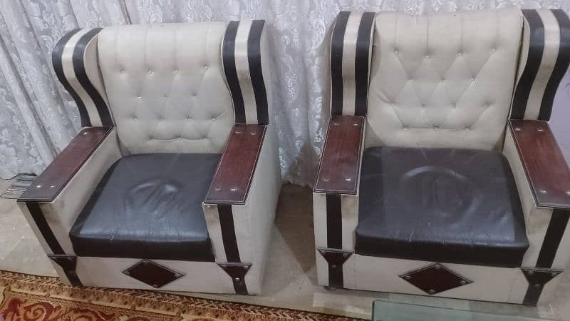 7 seater used Sofa for sale near safora 1