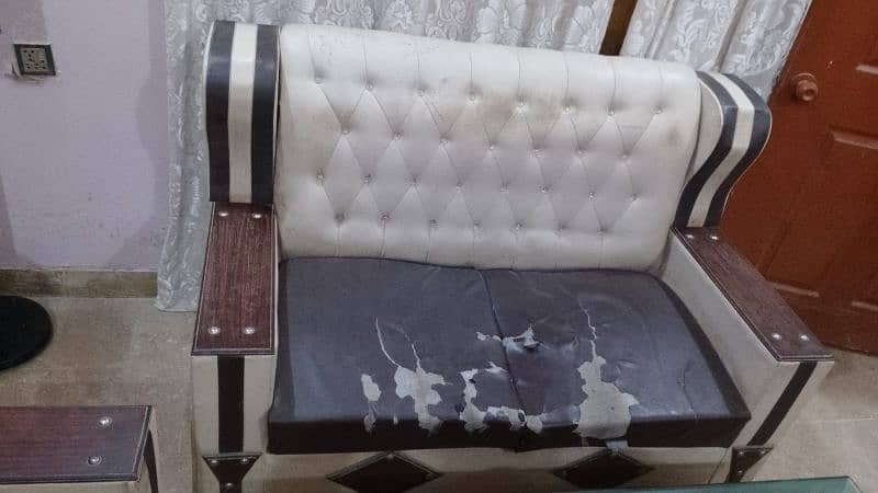 7 seater used Sofa for sale near safora 3