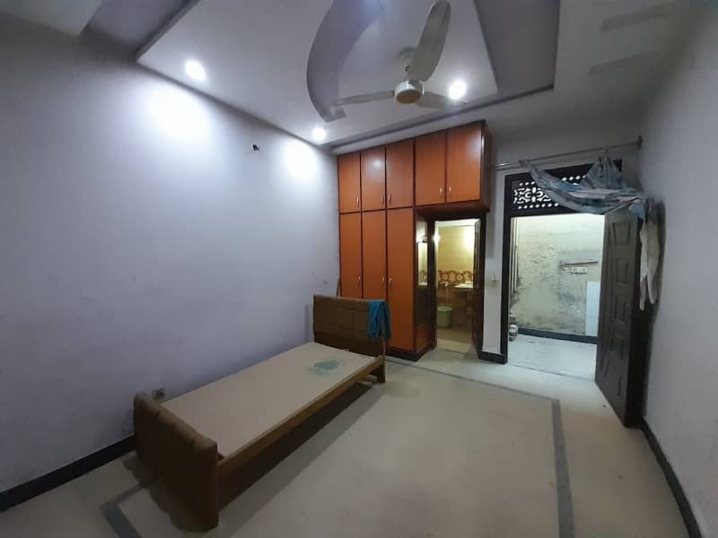 Beautiful 5 Marla Single Story House Available For Sale In Gulshan-e-Iqbal 10