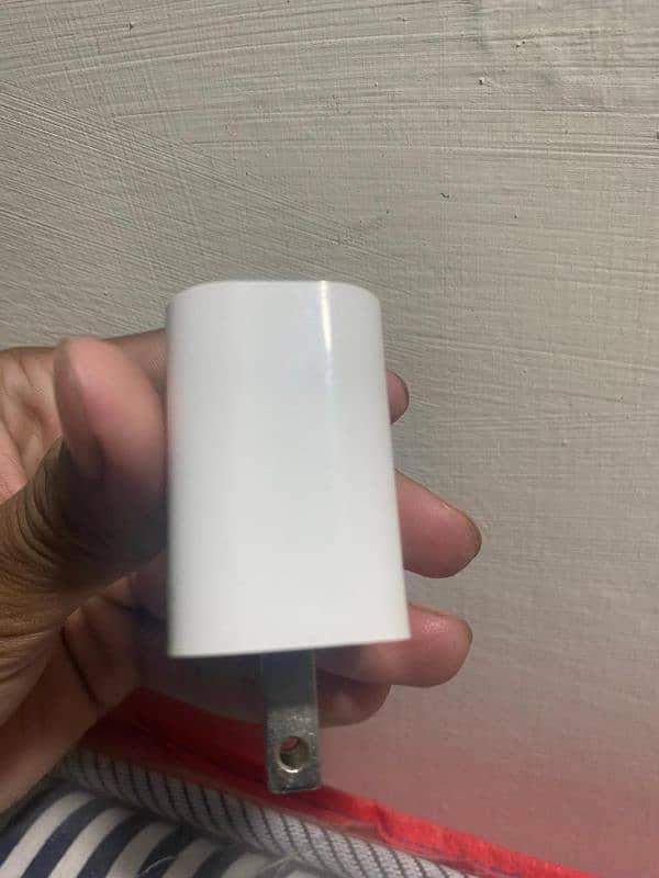 iPhone 20 watt Pd charger 2