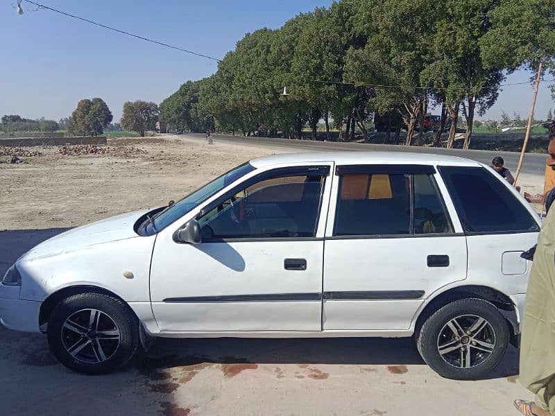 Suzuki Cultus VXR 2011 11