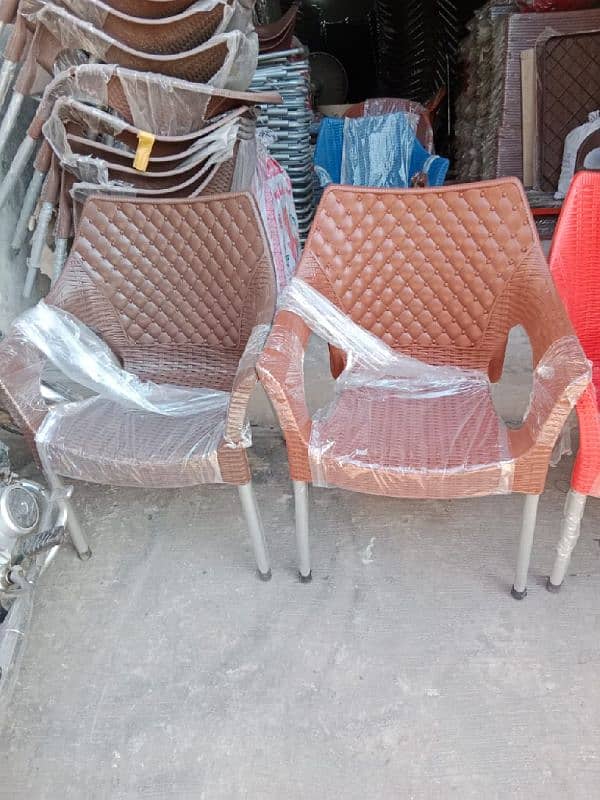 plastic chairs set available at wholesale price 4