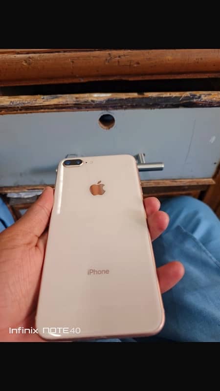 iPhone 8 Plus 10/10 condition 64 gb by pass 5