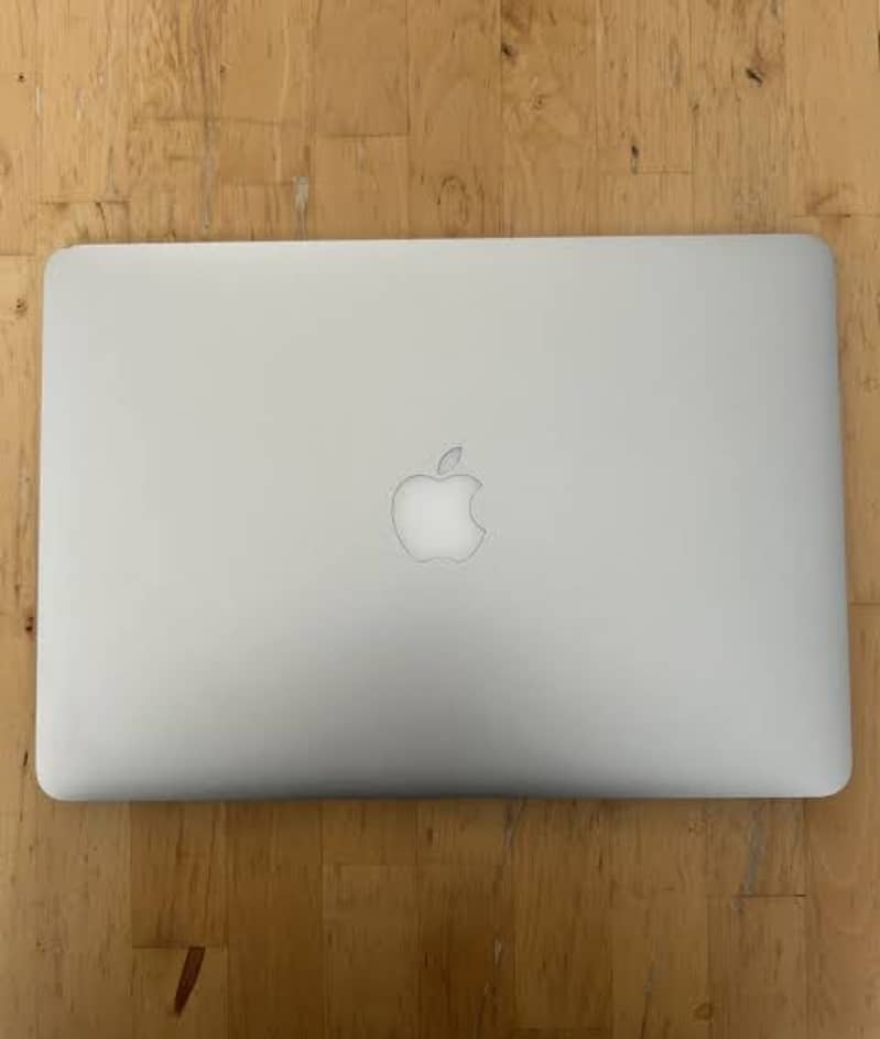 MacBook air 2017 new fresh laptop 2