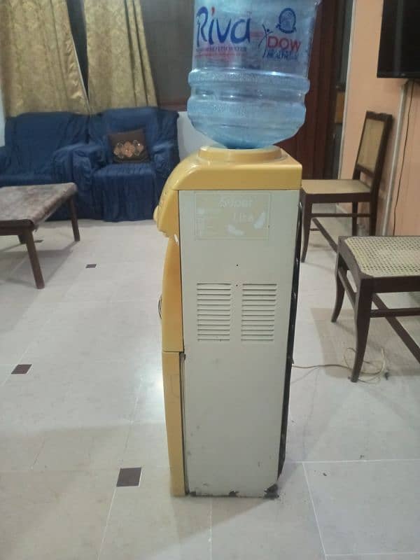 SG water dispenser 2