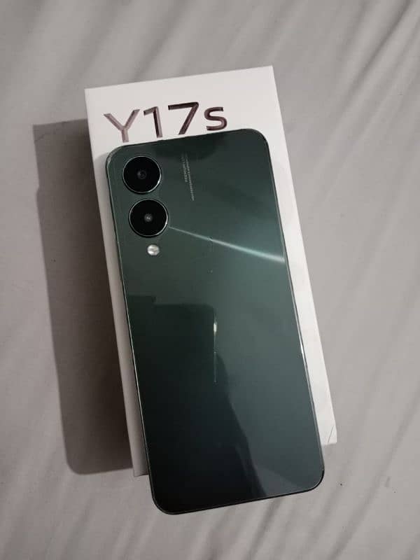 Vivo Y17s  4+4 RAM/128 ROM Fully new condition 2