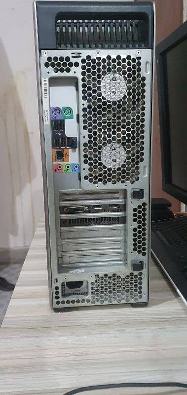 Z600 Workstation, 4GB Ram, 256 GB SSD, 1TB HHD Hard 12 Core 1