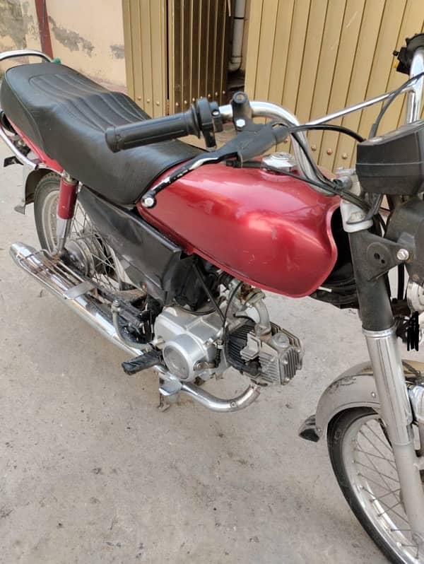 Honda CD70 2021 4