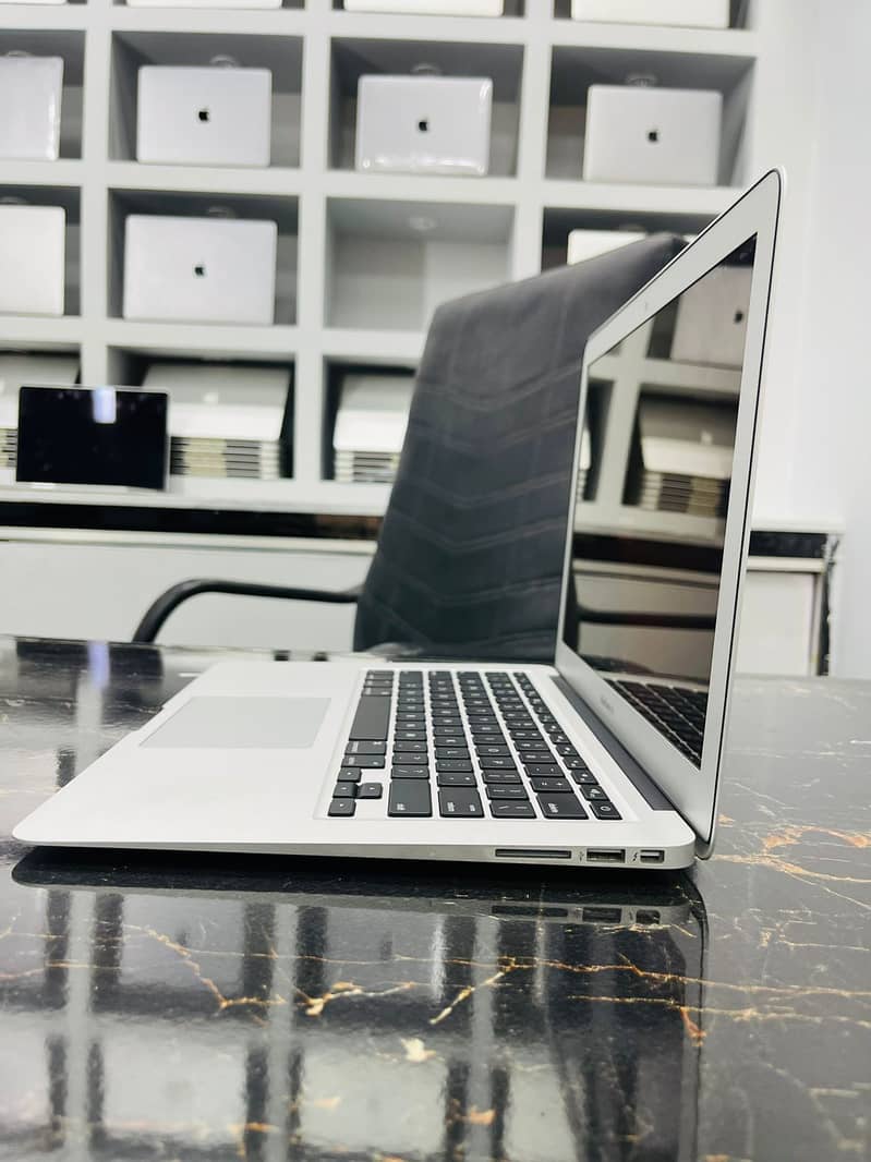 APPLE MACBOOK Air 2015 Core i5 1