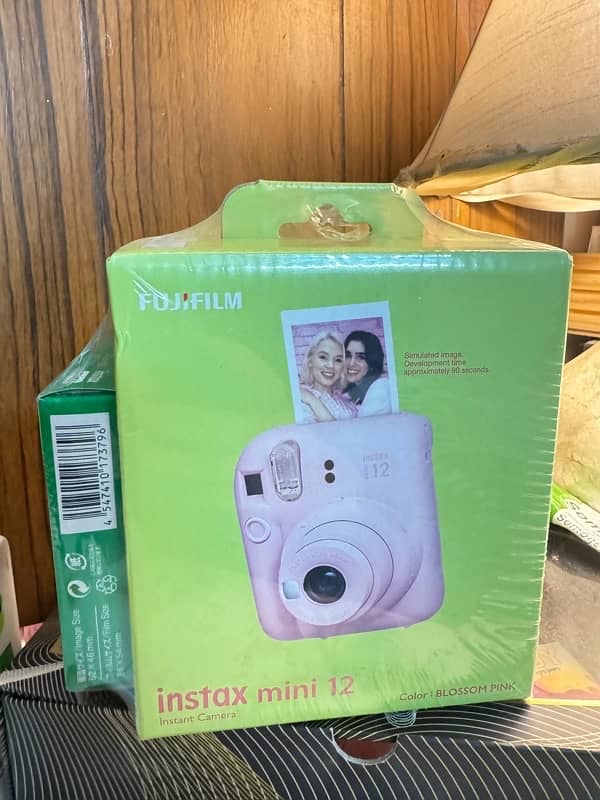 brand new Instax mini 12 3