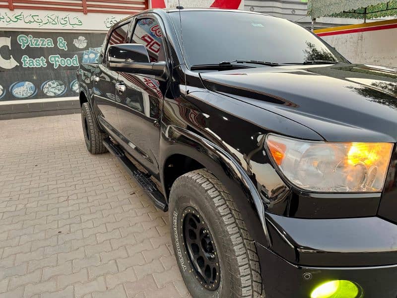 Toyota Tundra 2012 5