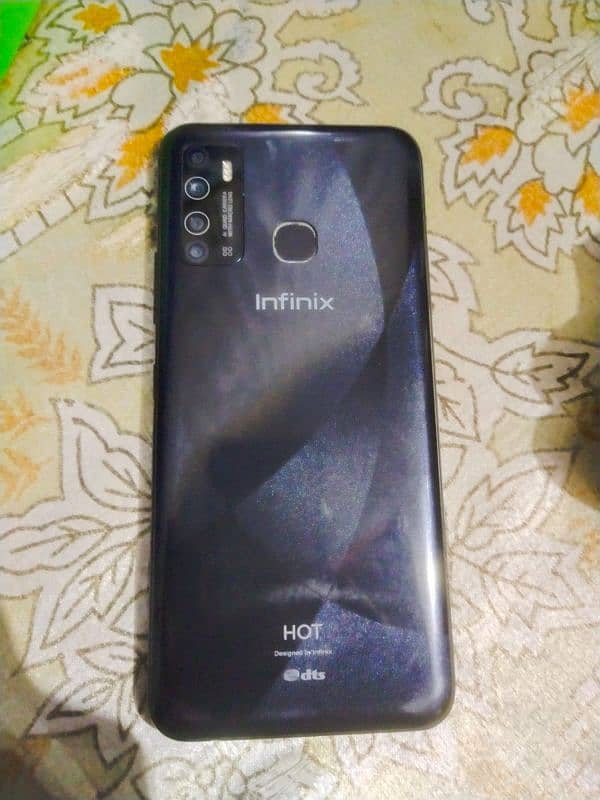 Infinix Hot-9 5