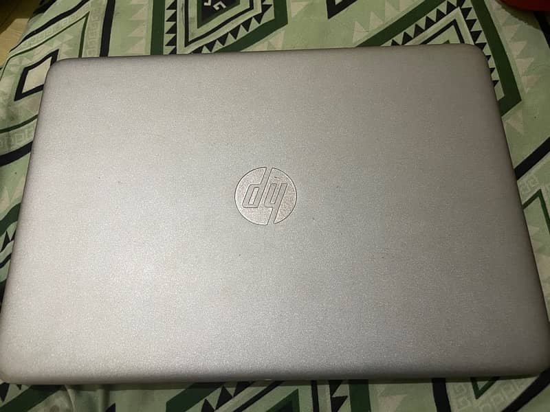 Hp laptop 8gb 128gb 4