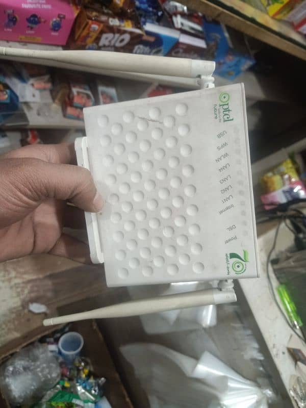 Ptcl device almost new 0