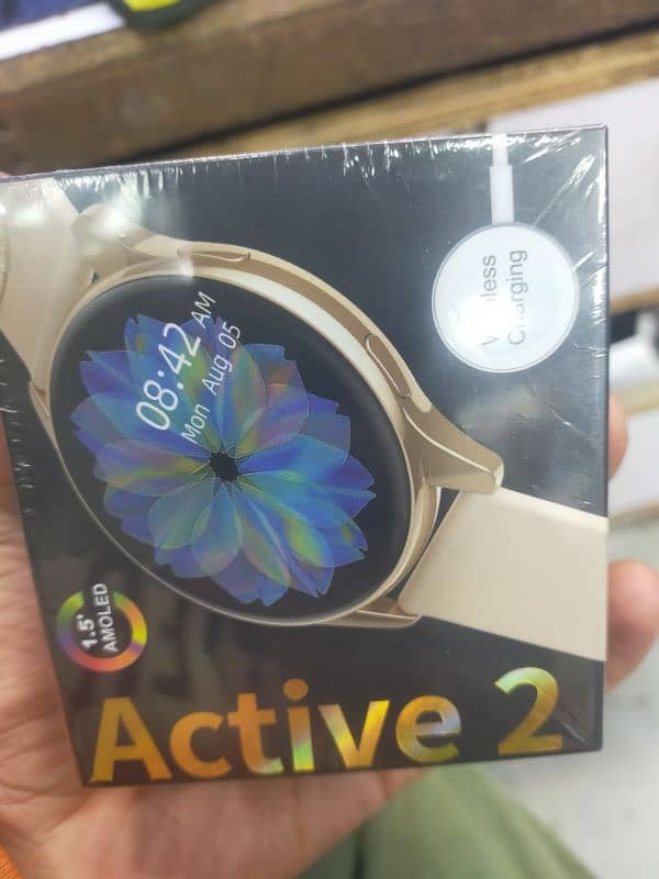 Active 2 AmoLed display 2