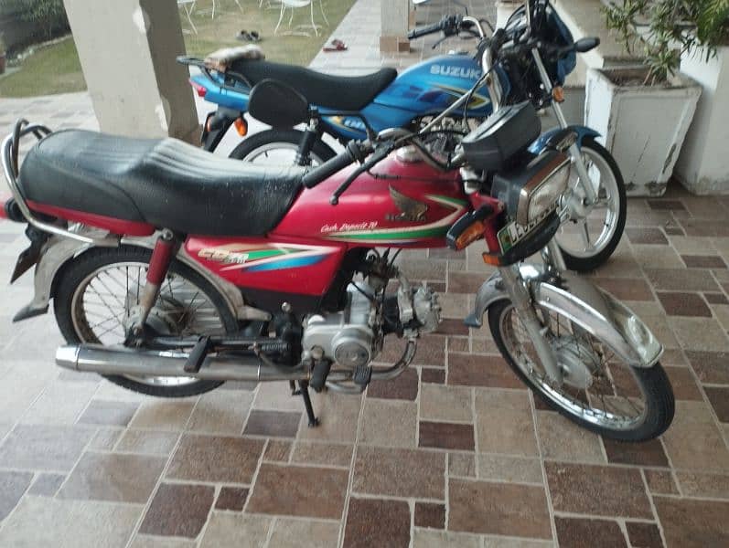 HONDA  CD  70 1