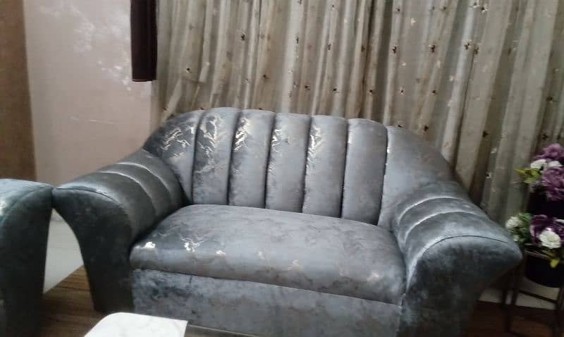 brand new sofa set num 03217630293 is num par rabta kara 0