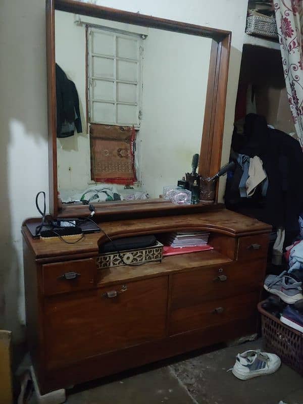 Dressing Table wood 0