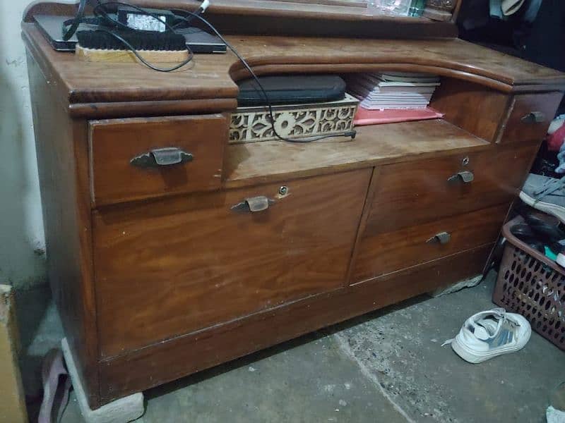 Dressing Table wood 2