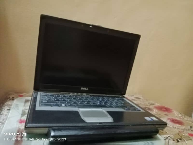 Dell laptop 0