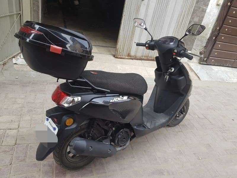 150cc Branded Scooty for sale. 0