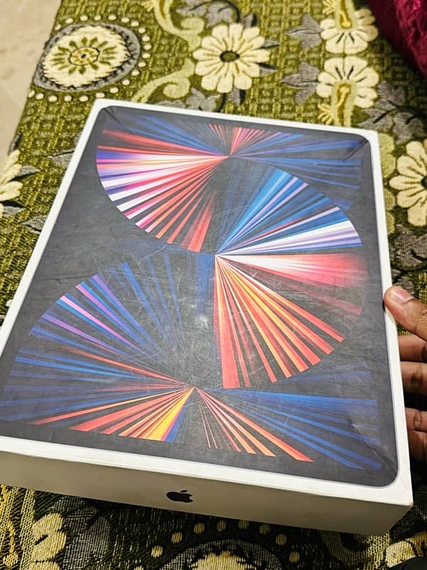 Ipad Pro 12.9 5th gen M1 chip 128GB 3