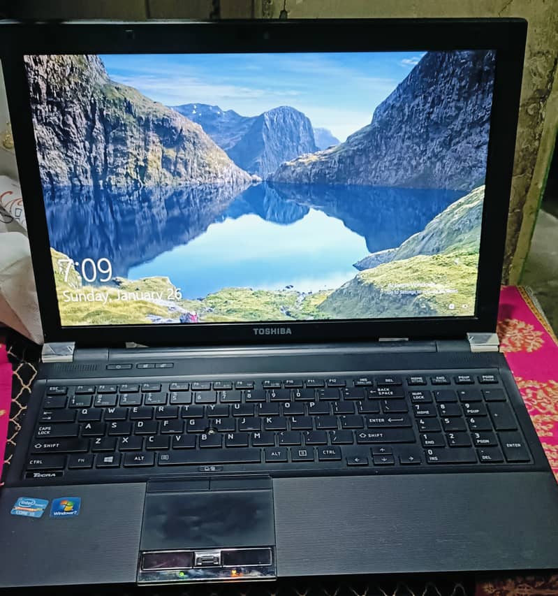 Toshiba Tecra R950 Core i5 3rd Generation 0