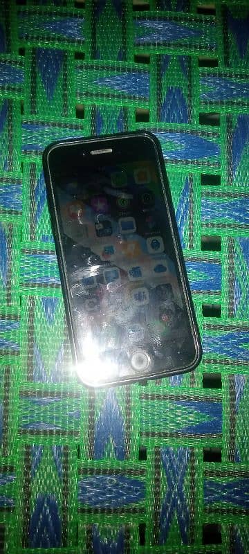 iPhone 8 condition 10by10 all ok 3