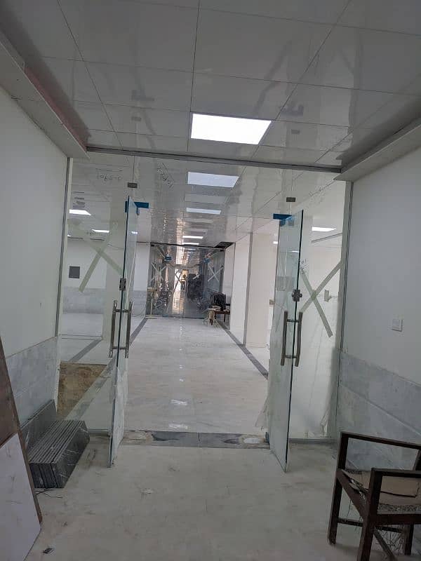 Aluminium Door And Windows/ Upvc Windows/ Mirrors / Glass Partitions 8