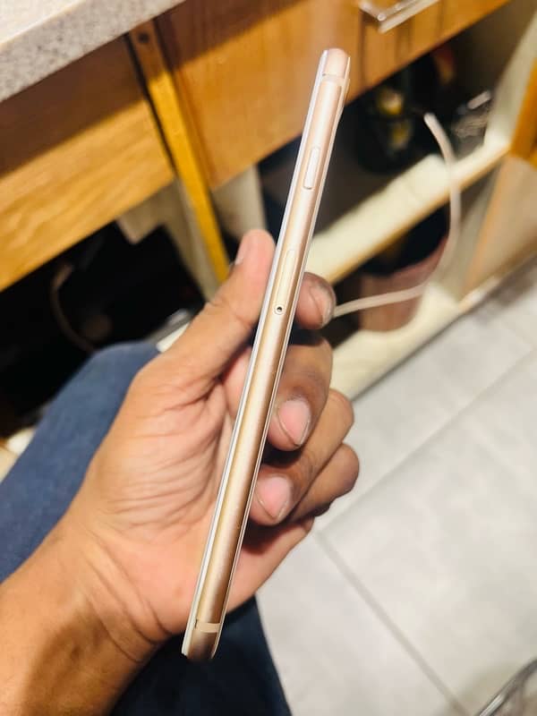 Iphone 8 plus 64gb pta approved 3